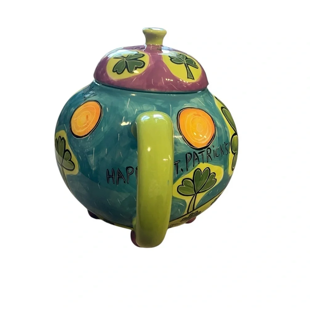 Studio Designworks Clover Teapot 8x12